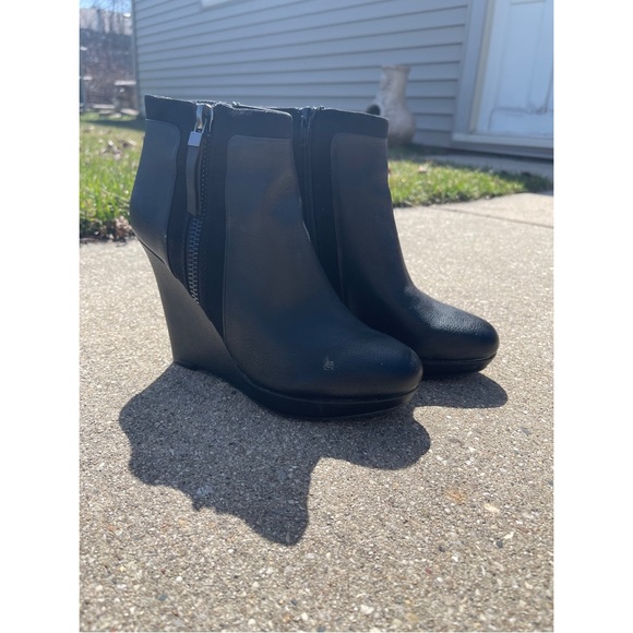 Black booties - Picture 2 of 7